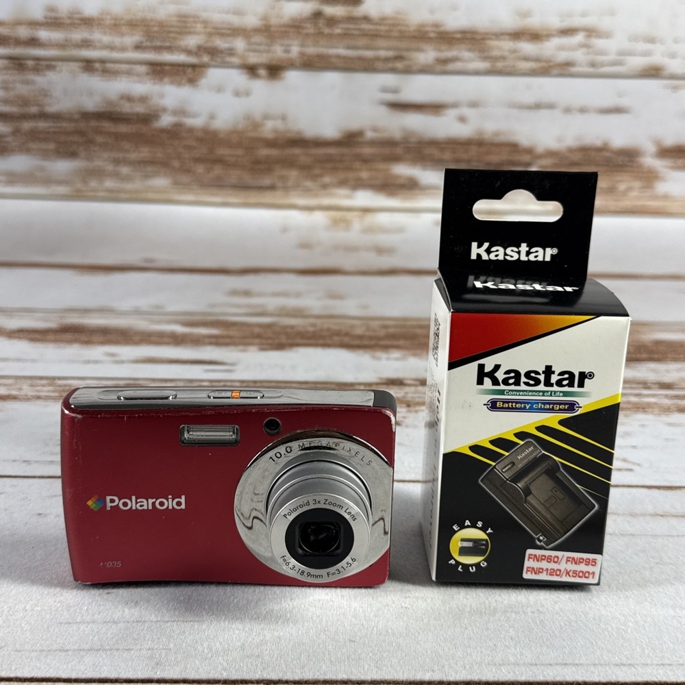 Polaroid T1035 10MP Compact Digital Camera Red Battery & Charger AS-IS